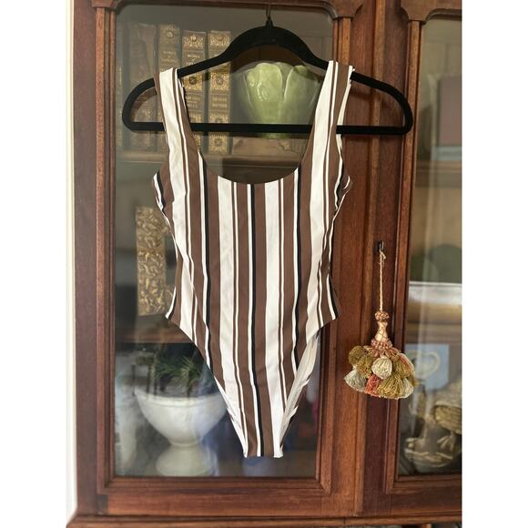 VITAMIN A Reese One Piecebrown - St Barth Stripe NWOT XS - Picture 4 of 6